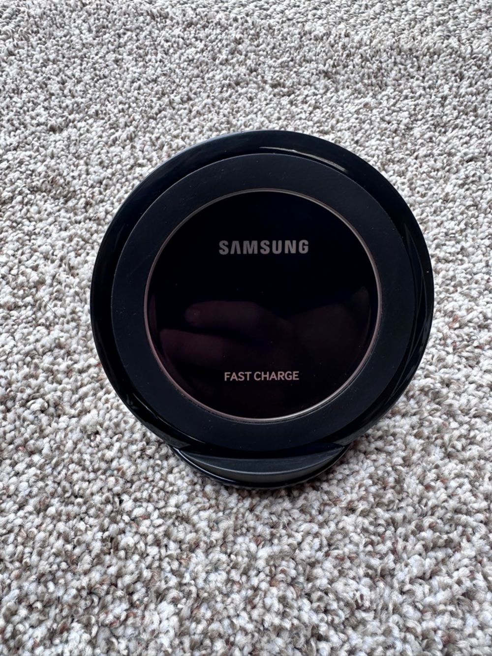 Samsung Fast Charge Wireless Charging Stand - Black (no cords )
